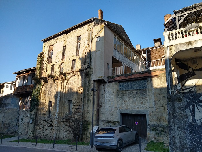 achat vente Maison Bourgeoise et Tour Médiévale a vendre  Classées Monument Historique en totalité , garage Bordeaux  à 45 mn, cœur de ville GIRONDE AQUITAINE