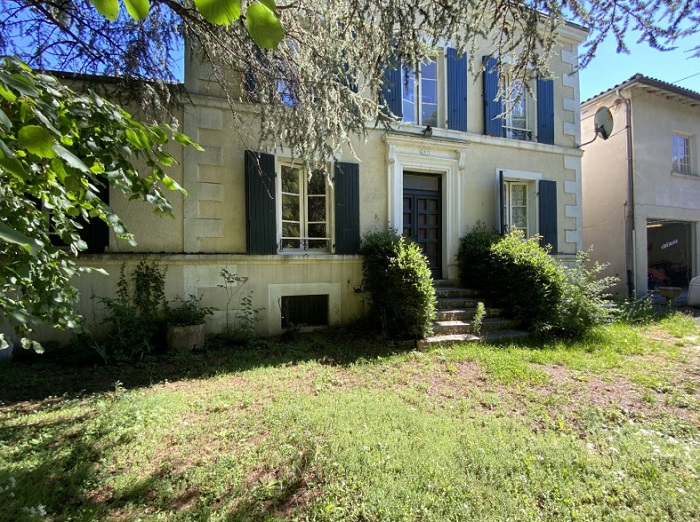 achat vente Maison bourgeoise a vendre   Javerlhac et la Chapelle Saint-Robert  DORDOGNE AQUITAINE