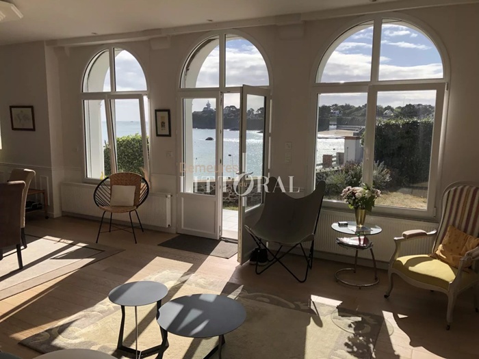 achat vente Villa Balnéaire a vendre  , dépendance, piscine Saint-Quay-Portrieux , située en front de mer, orientée Sud CÔTES D'ARMOR BRETAGNE