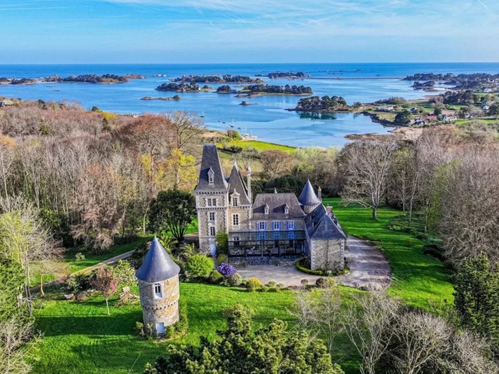 achat vente Château de Prestige a vendre  avec vue mer , dépendances Penvénan , Port Blanc, sur les hauteurs, environnement unique et préser COTES D'ARMOR BRETAGNE