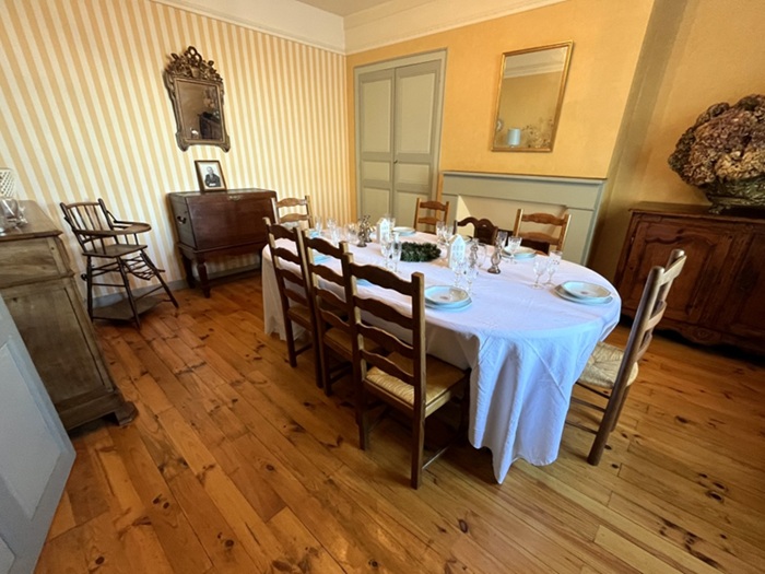 achat vente Maison bourgeoise a vendre  en parfait état , garage indépendant, cave à vin troglodytique Montsoreau , vue sur la Loire MAINE ET LOIRE PAYS DE LA LOIRE