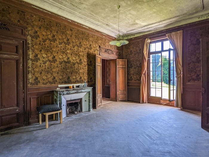 achat vente Château Classique a vendre  , dépendance, grotte Milly la Forêt , à 60 km de Paris ESSONNE ILE DE FRANCE