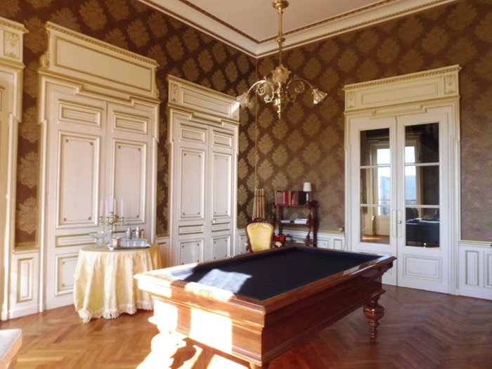 achat vente Château Clasique a vendre  en partie restauré  Bourg-en-Bresse , au cœur d'un environnement naturel préservé, entre Lyon et G AIN RHONE ALPES